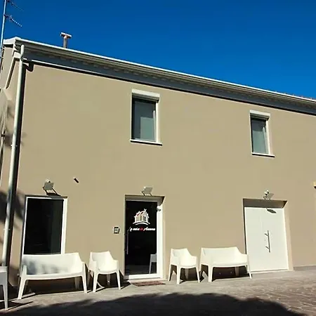 Отель La Casa In Анкона